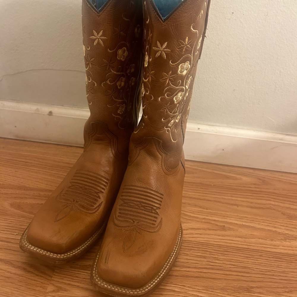 Brown Cowgirl boots